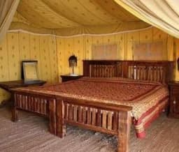 Double Bed Camp